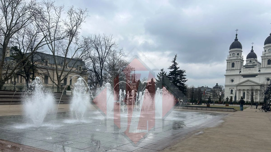 Fântânile arteziene au fost pornite la doar 5 grade Celsius, în municipiul Iași - VIDEO