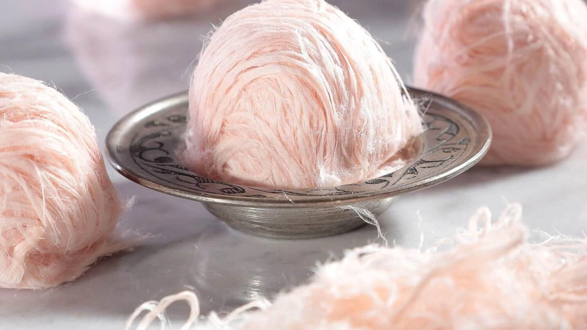 Ce este pişmaniye și de ce a cucerit iubitorii de dulciuri? Iată ce trebuie să știi despre delicatesele turcești!