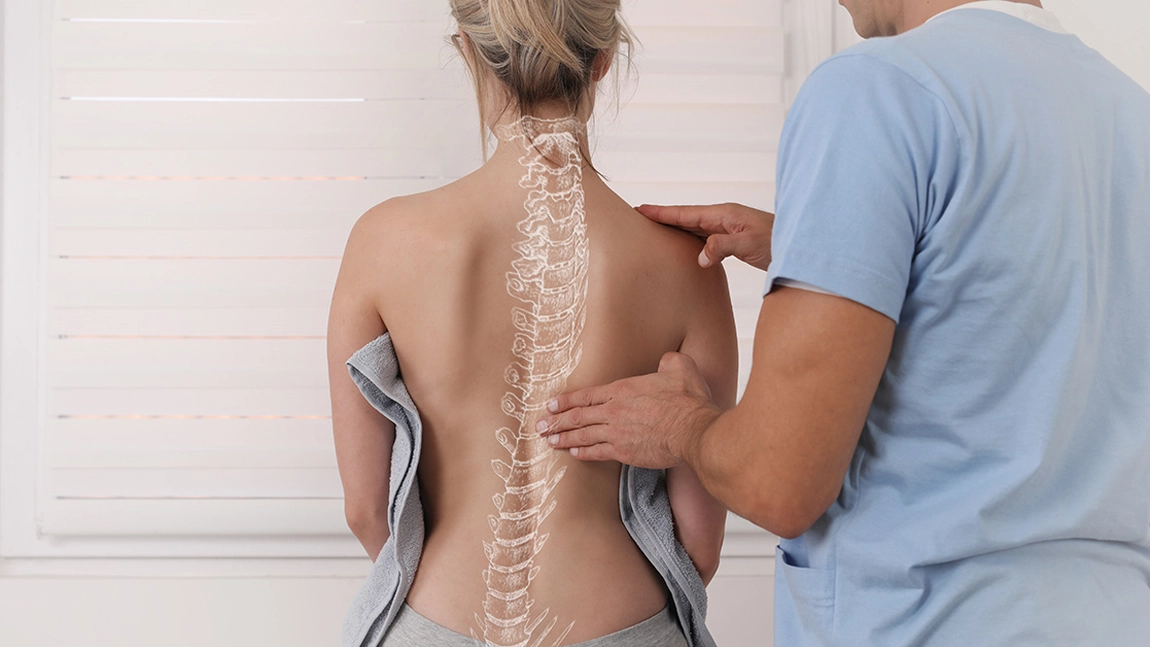 Tratament pentru scolioză la adulți – Dr. Sorin Rădulescu explică ce opțiuni există!