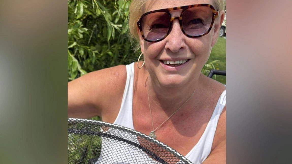 O femeie de 83 de ani a murit după ce rana i-a fost linsă de câine. Medicii avertizează asupra riscurilor