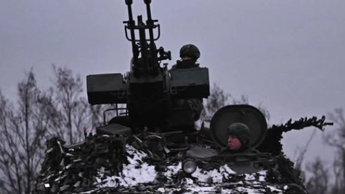 Rusia amenință Europa cu războiul dacă va crea o „umbrelă nucleară”! Inițiativa aparține Franței