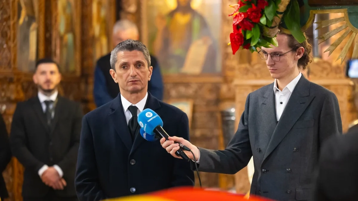 Moment sfâșietor la înmormântarea lui Mircea Lucescu. Discursul emoționant rostit de fiul său, Răzvan Lucescu