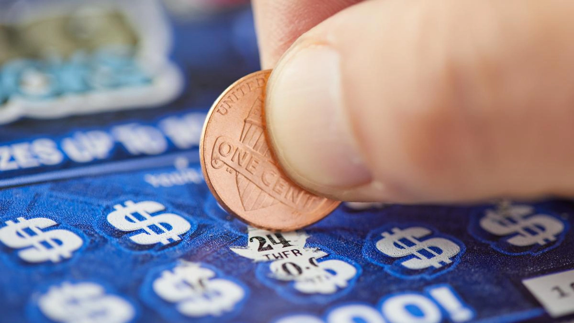 Caz incredibil! Un bărbat a câștigat la loterie după ce a murit! Cine va încasa banii defunctului! 