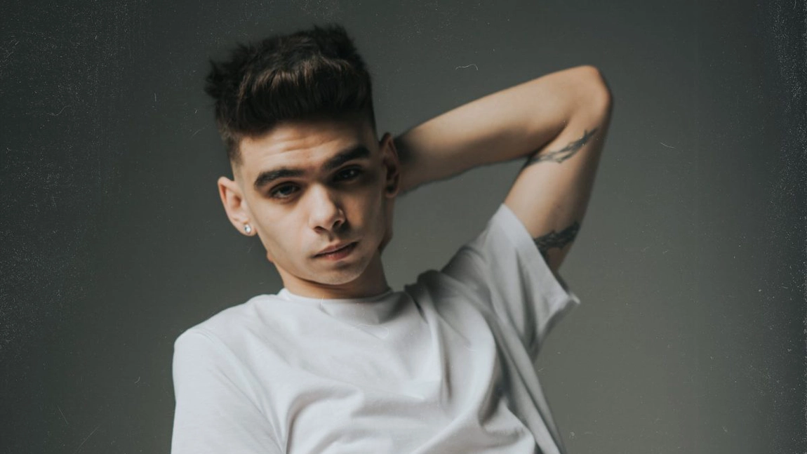 Câți ani are Aerozen? Află ce este muzica trap și cum a fost adoptată în România!