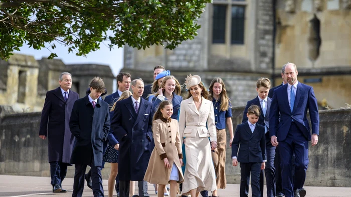 Moment emoționant la Windsor! Prima apariție completă a familiei regale după diagnosticul de cancer al prințesei Kate