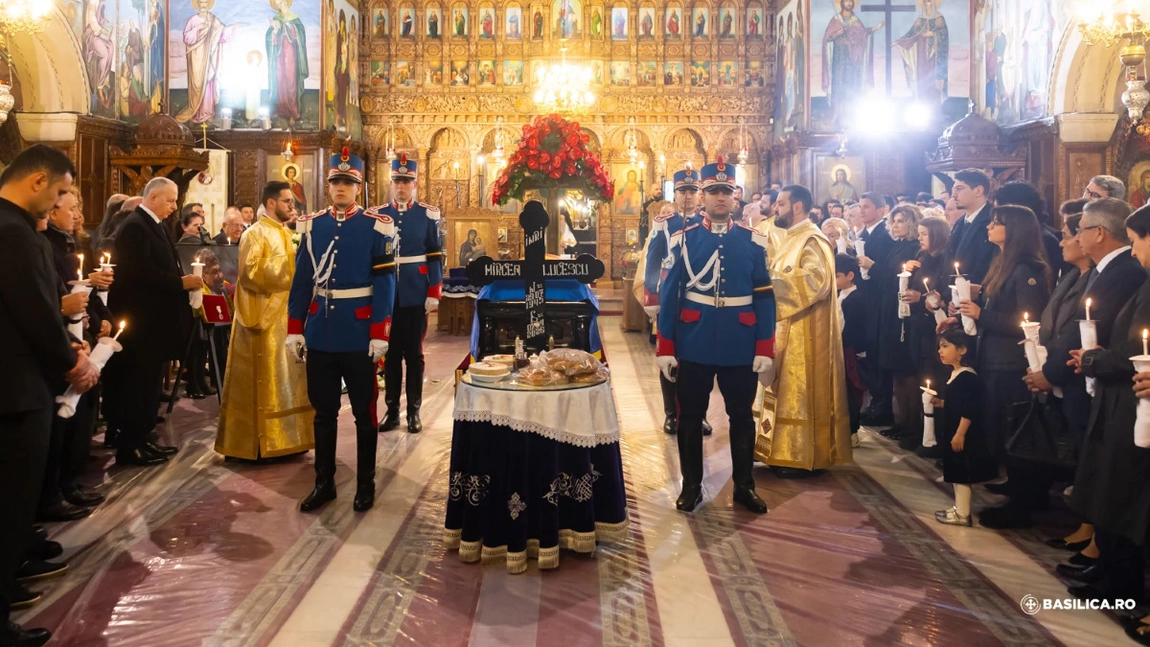 Cuvinte profunde ale lui George Copos și Răzvan Burleanu, în discursurile de la înmormântarea lui Mircea Lucescu