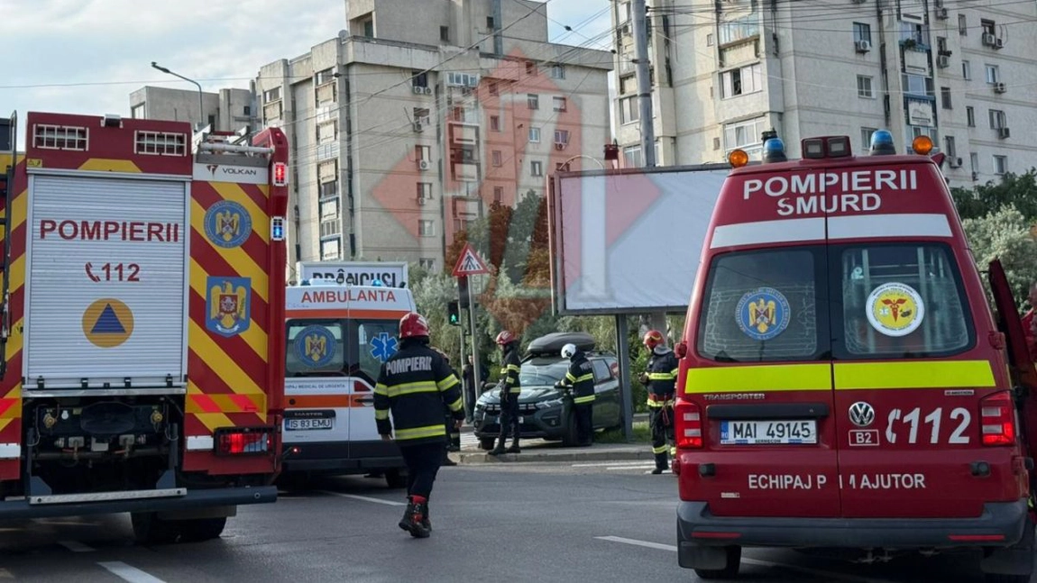 Momente de panică la Iași! Minori răniți în urma unui accident rutier produs pe Bulevardul Nicolae Iorga. Trafic blocat - UPDATE