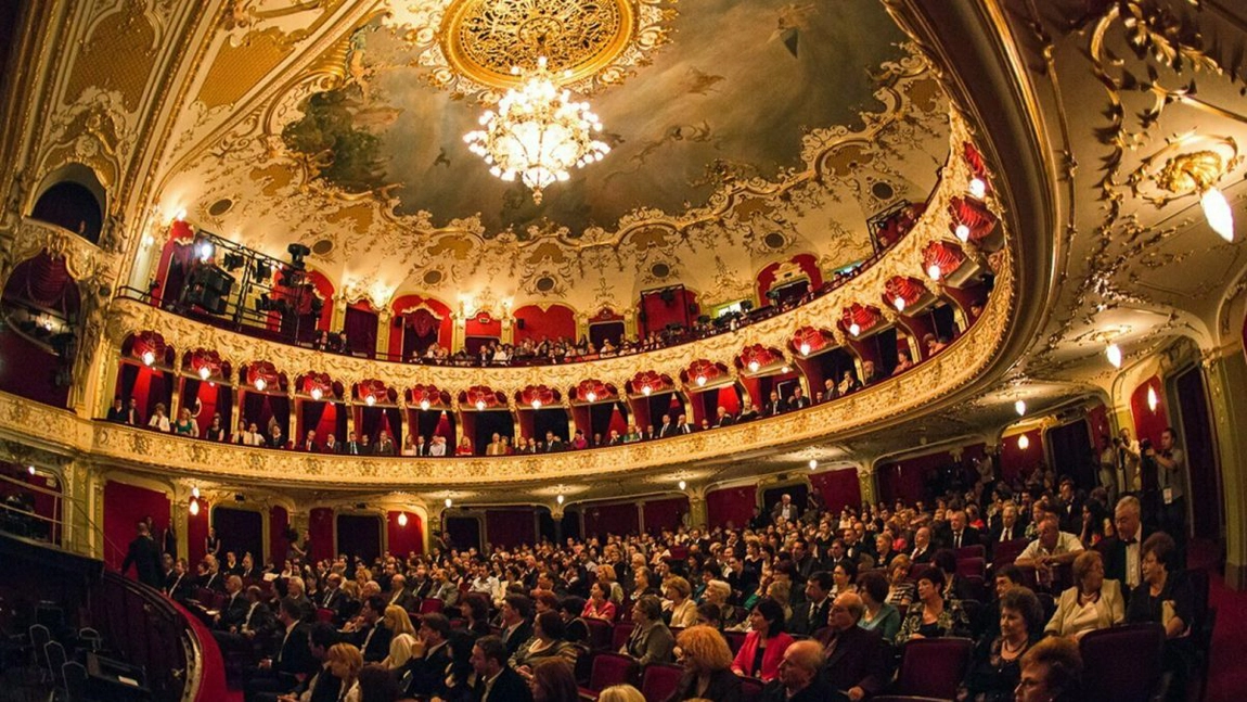 Opera Națională Română Iași încheie stagiunea 2025-2026 cu spectacole grandioase pentru toate vârstele