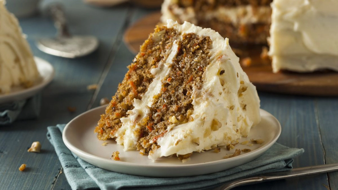 Rețeta originală de tort cu morcovi! Iată cum poți să prepari un desert aromat și pufos!