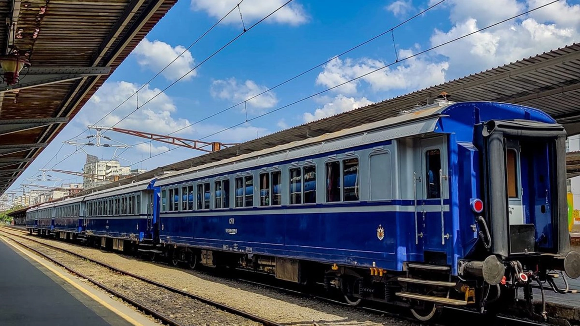 „Trenurile Soarelui” revin la CFR Călători! Iată cât costă un bilet de la Iași spre litoral