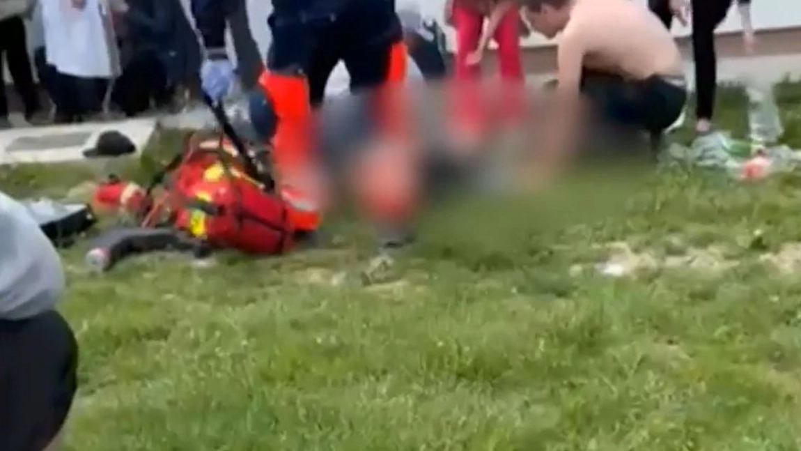 Elicopterul SMURD nu a fost chemat. Concluziile șocante ale controlului după moartea adolescentului de 15 ani la școală