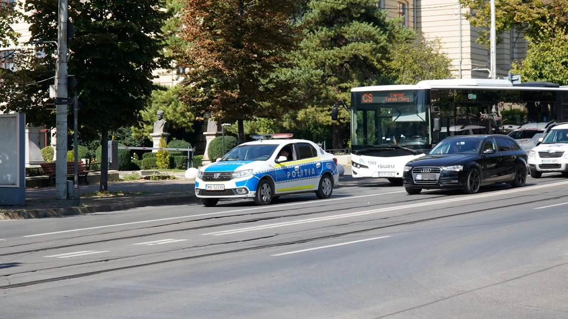 Polițiștii rutieri și polițiștii locali au făcut echipă. Iată ce au descoperit în urma unor controale în Iași