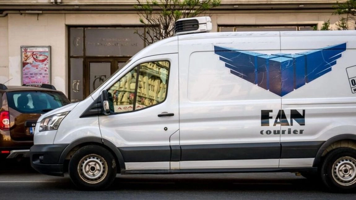 Un bărbat din Iași a trecut printr-o situație halucinantă după ce a comandat două colete care au fost livrate de FAN Courier. „Problema îi poate afecta pe mulți consumatori”