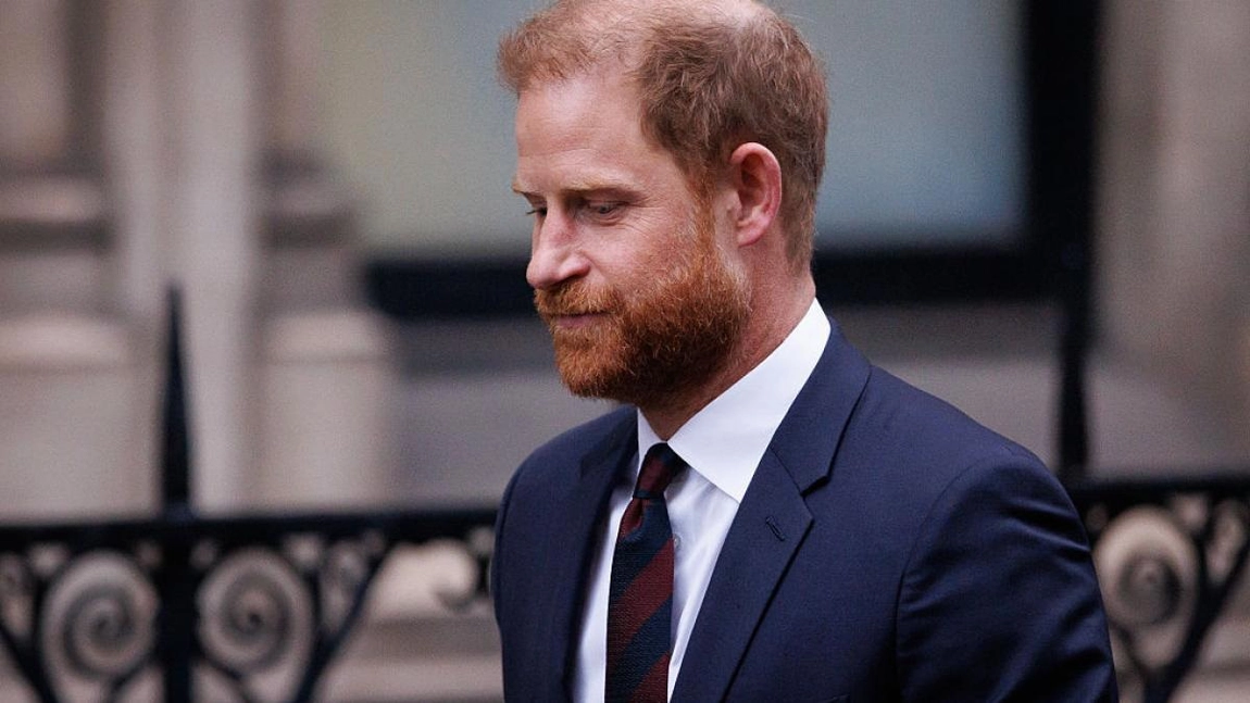 Prințul Harry se plânge de comportamentul paparazzilor în apropierea școlii copiilor: „Este o mare iresponsibilitate”