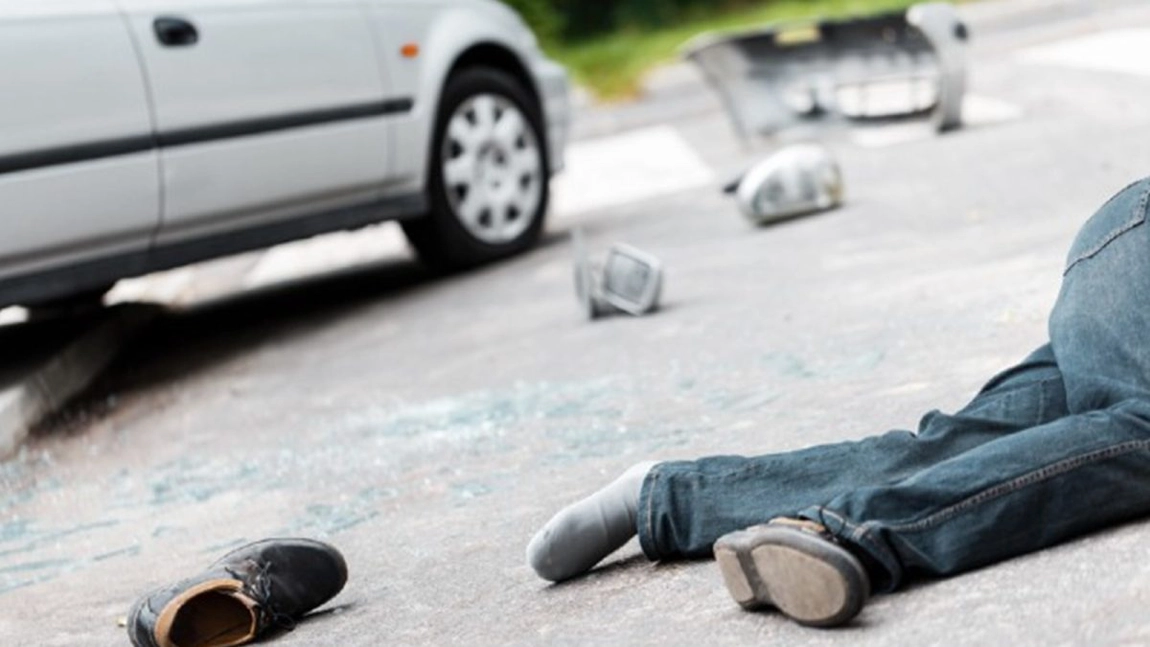 Daune morale de 120.000 de euro pentru familia unei femei ucise într-un accident rutier. Șoferul nu a văzut-o când a traversat în fugă