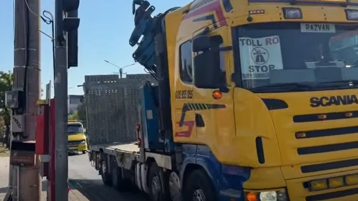 Protest de amploare la Iași! Zeci de TIR-uri au pornit din zona industrială