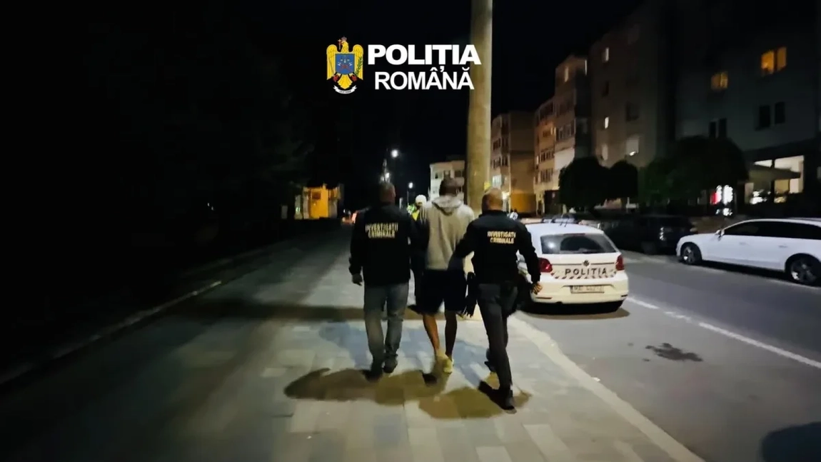 Tânăr de 18 ani, arestat preventiv la Constanța după ce și-a agresat iubita de 14 ani. A avariat și mașina poliției