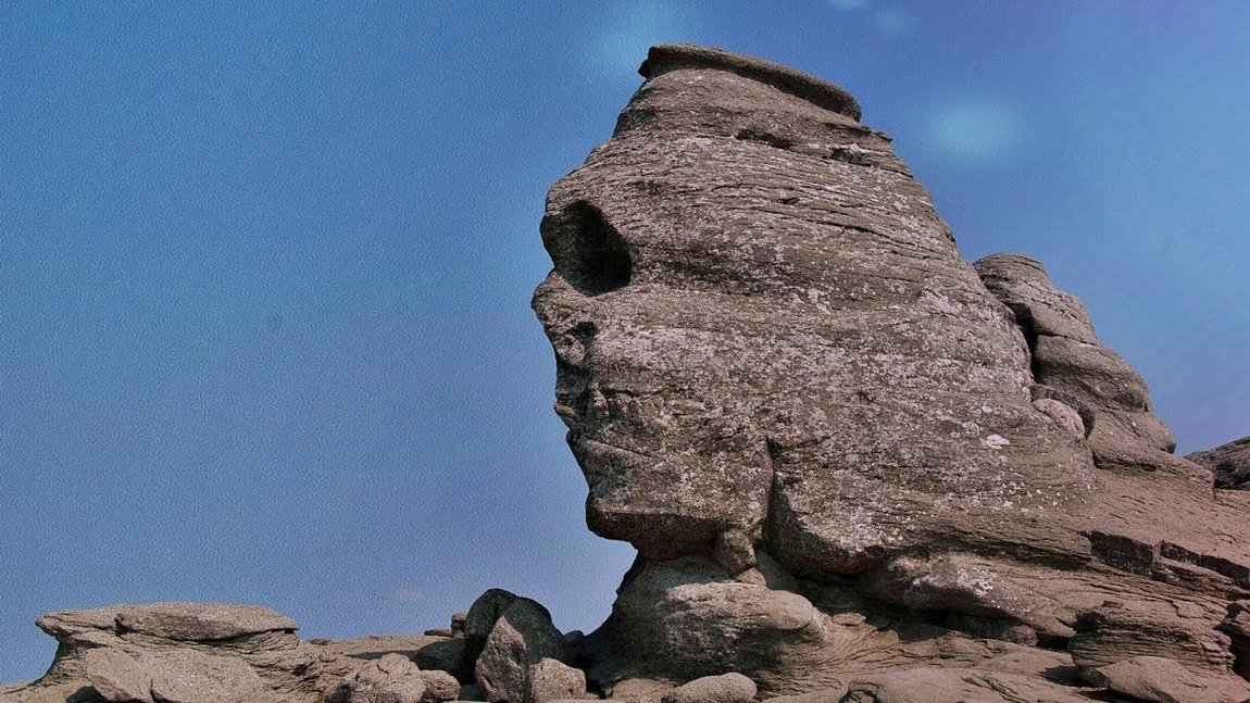 Cunoscute monumente naturale implicate într-un proces. Magistrații au decis că Babele și Sfinxul să aparțină județului Dâmbovița
