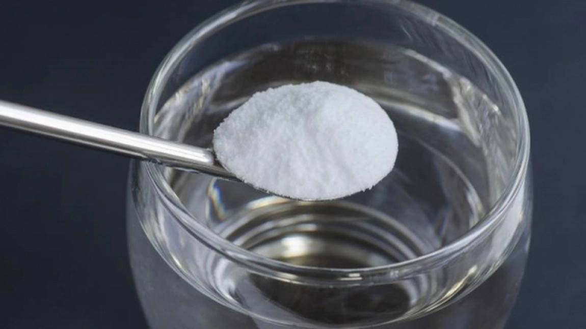 3 bauturi sanatoase cu bicarbonat de sodiu pentru slabire, prevenirea cancerului, energizare si tratarea refluxului de acid