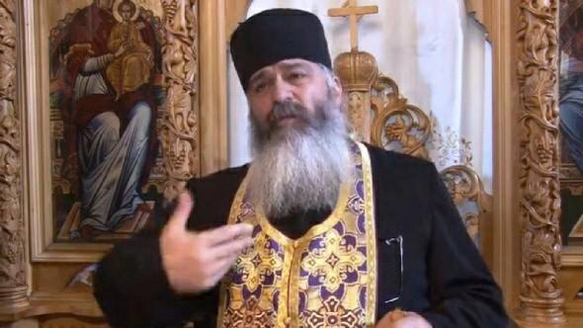 Parintele Calistrat: Cine lasa o dragoste curata, nu mai gaseste fericirea niciodata