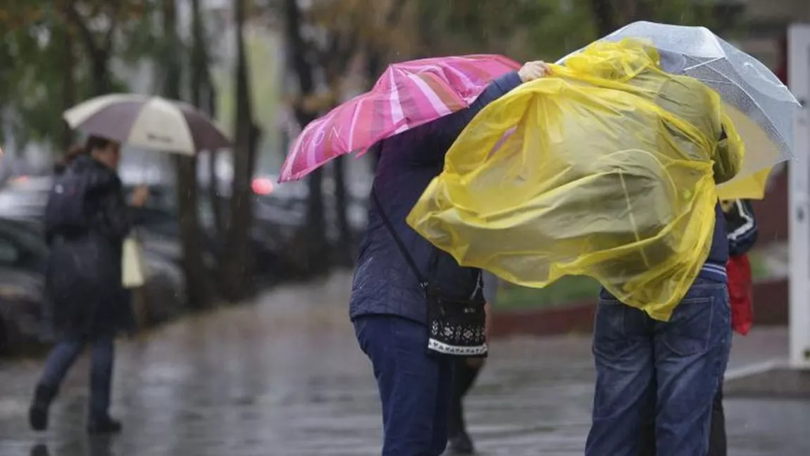 ANM a emis avertizări meteo de tip Cod Galben și Portocaliu de ploi abundente