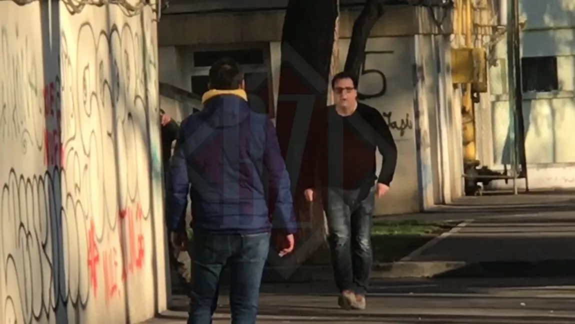 Exclusiv! Imagini incredibile în centrul Iaşului. Deontologul Gabriel Gachi a agresat fără motiv un amărât, bătut de soartă - FOTO/ VIDEO