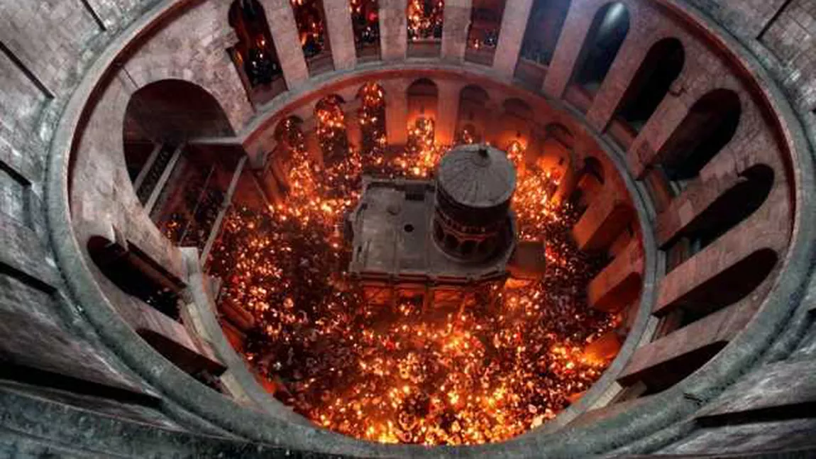 Lumina Sfântă de la Ierusalim - Cât de real este miracolul din Sfântul Mormânt