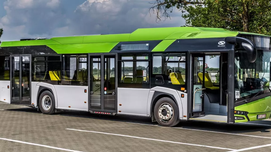 Încă un oraș important din regiunea Nord-Est beneficiază de transport ecologic cu autobuze electrice