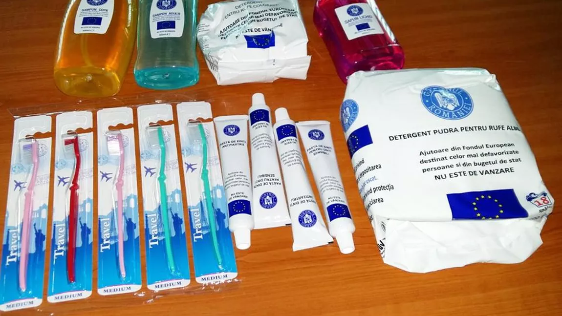 Pachete cu produse de igienă distribuite persoanelor defavorizate din județul Iași