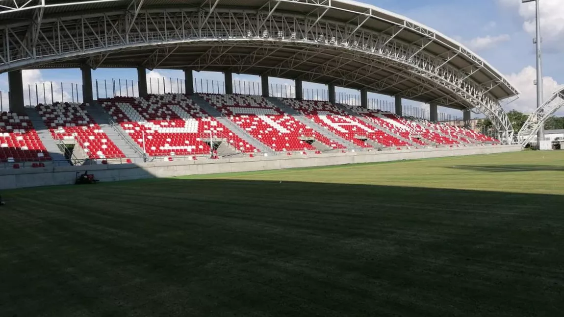 UTA se pregătește de Liga I! Imagini superbe de la noul stadion din Arad!