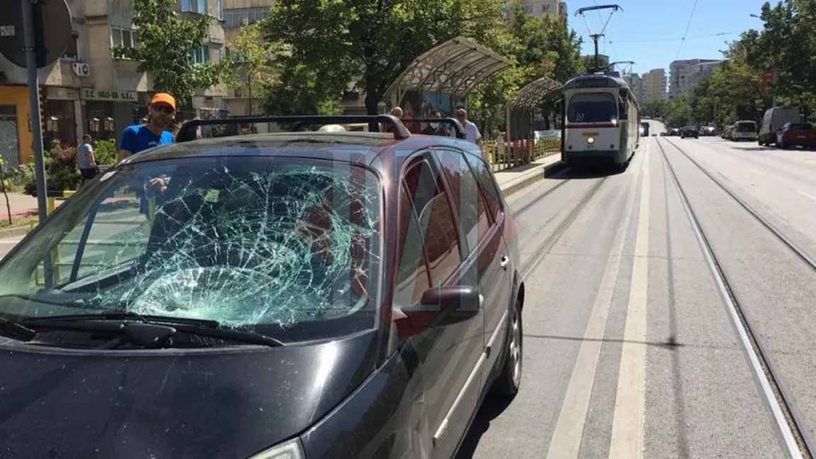 Trei accidente rutiere, la câteva minute distanţă, la Iaşi. Trei victime - EXCLUSIV/ FOTO/ VIDEO