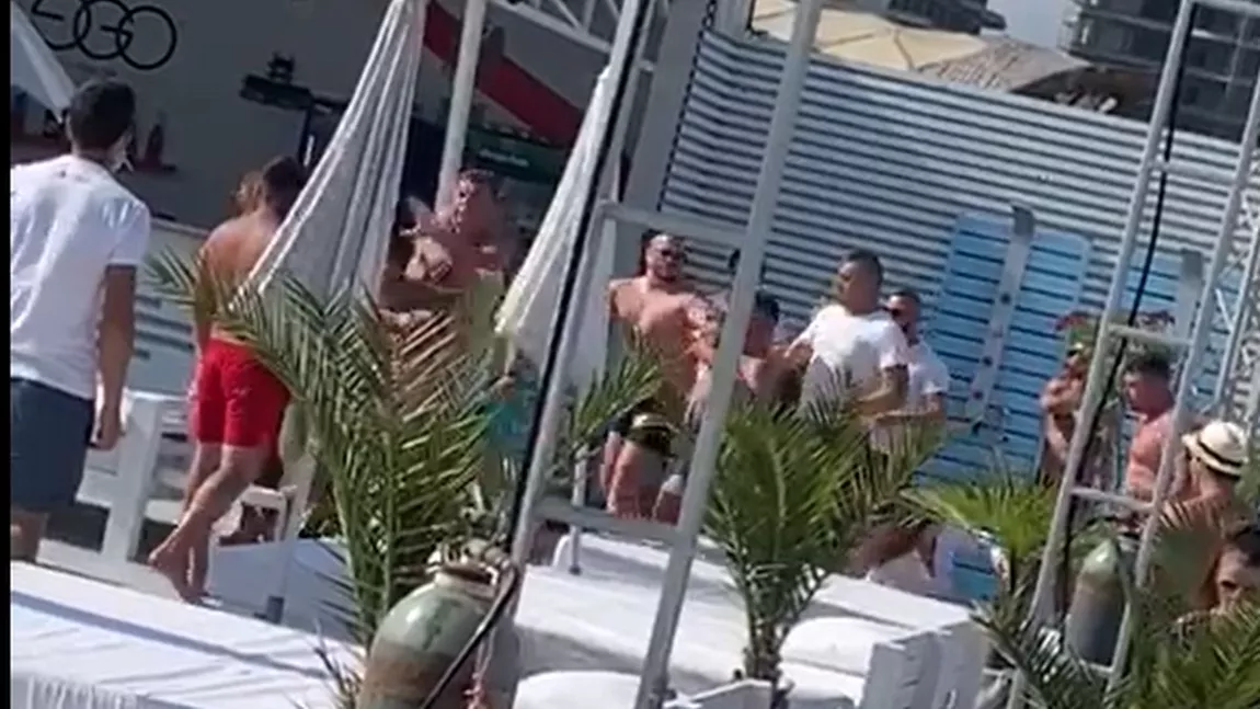 Bătaie la un club din Mamaia: Trei oameni au ajuns la spital - VIDEO