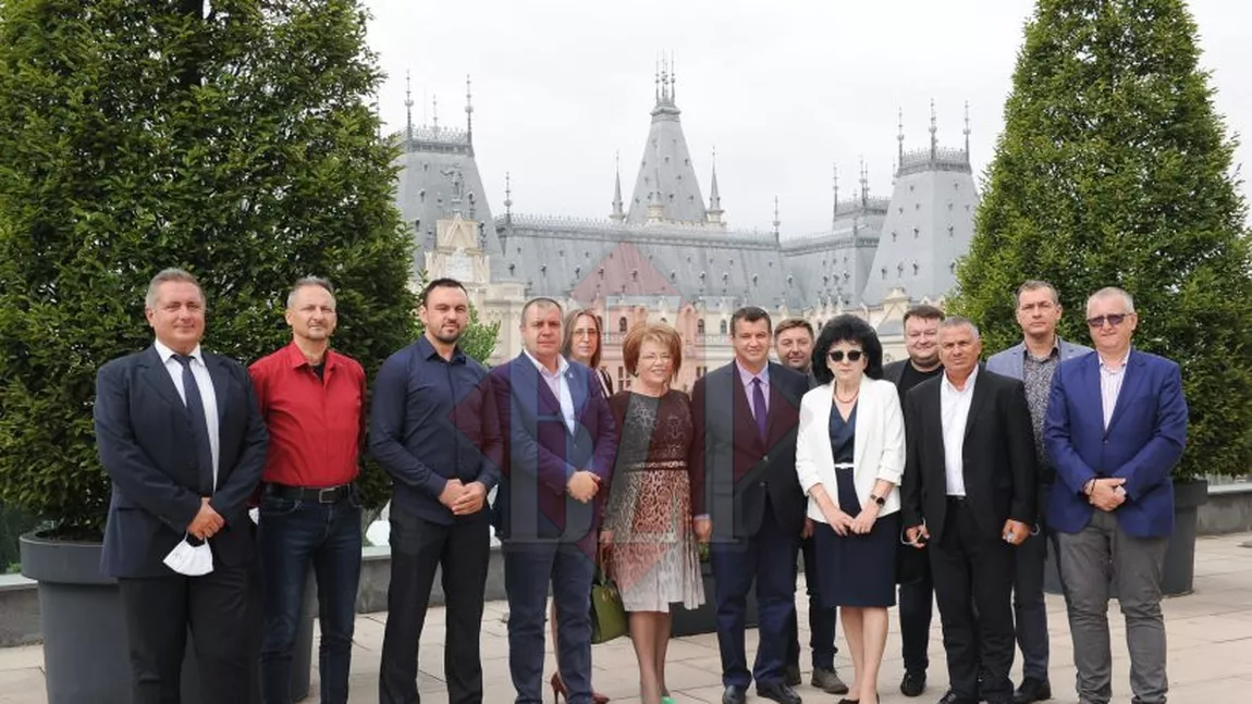 PMP Iași prezintă cea mai bună echipă pentru judeţ şi municipiu la alegerile locale 2020. Deputatul Petru Movilă a fost propus ministru al Dezvoltării în viitorul Guvern - Video, Galerie Foto