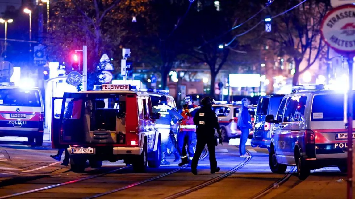 Imagini șocante surprinse pe străzile din Viena! A avut loc un atac armat la sinagoga Schwedenplatz - Galerie Foto/Video/Update