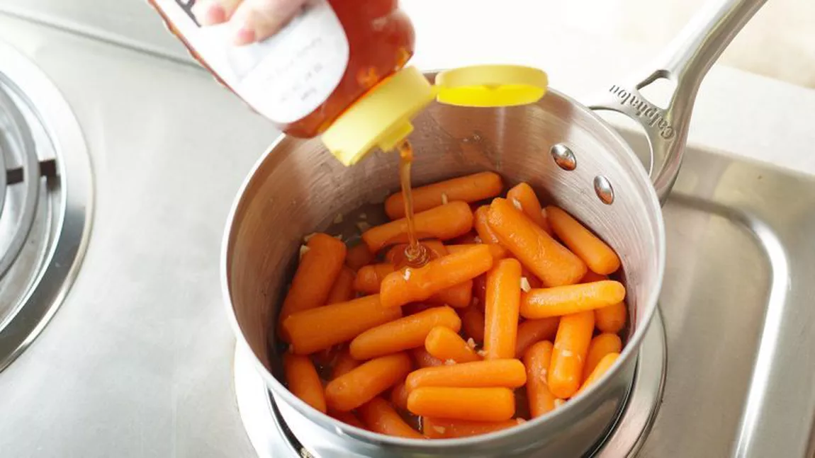 Sirop de morcovi cu miere - Scapi de tuse şi cureți și plămânii