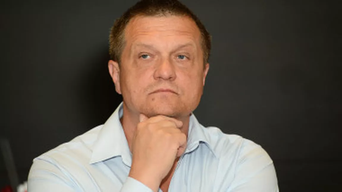 Acuzații grave aduse de managerul Spitalului din Găești: Valeriu Gheorghiță a aruncat 87 de doze de vaccin!