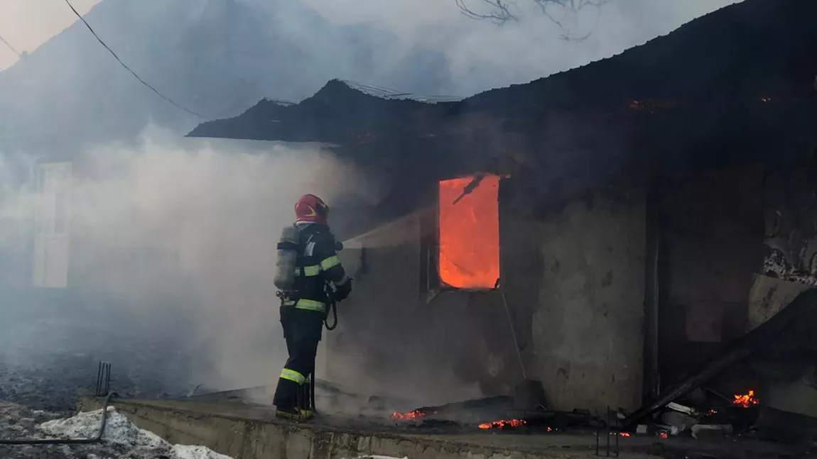 Mai multe incendii au avut loc în județul Iași în ultima perioadă. Pompierii de la ISU au găsit nereguli grave la instalațiile de încălzire