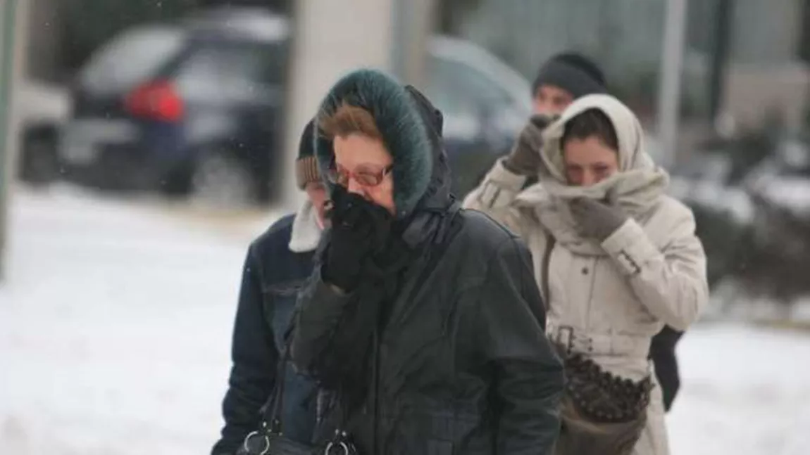 Alertă meteo! Vreme rece și ploi în mai multe zone din țară. La munte vor predomina ninsori