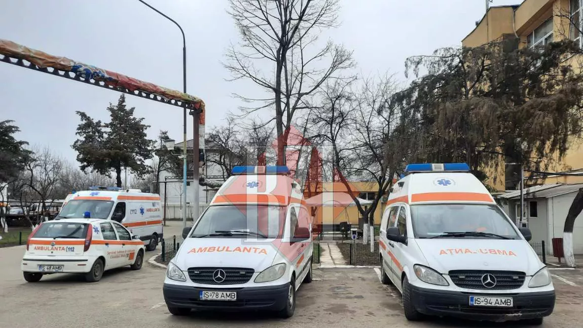 Serviciul de Ambulanță Județean Iași a înregistrat o creștere dublă a solicitărilor pentru testările PCR la domiciliu! Media solicitărilor în ultimele trei săptămâni este de 200 de cazuri pe zi, dar sunt zile în care se ajunge și la 300