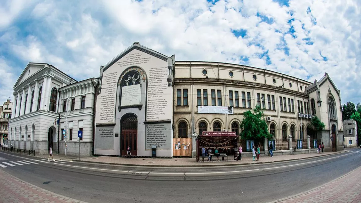 Spectaculos! A fost semnat documentul care conduce la începerea unei investiții, într-o clădire celebră ultra-centrală din orașul Iași. În joc sunt 11 milioane de euro - GALERIE FOTO