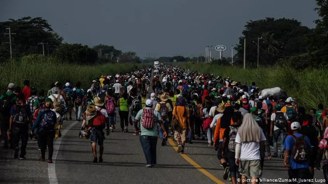 Migranţii se plâng de tratamentul pe care îl primesc din partea poliţiştilor: 