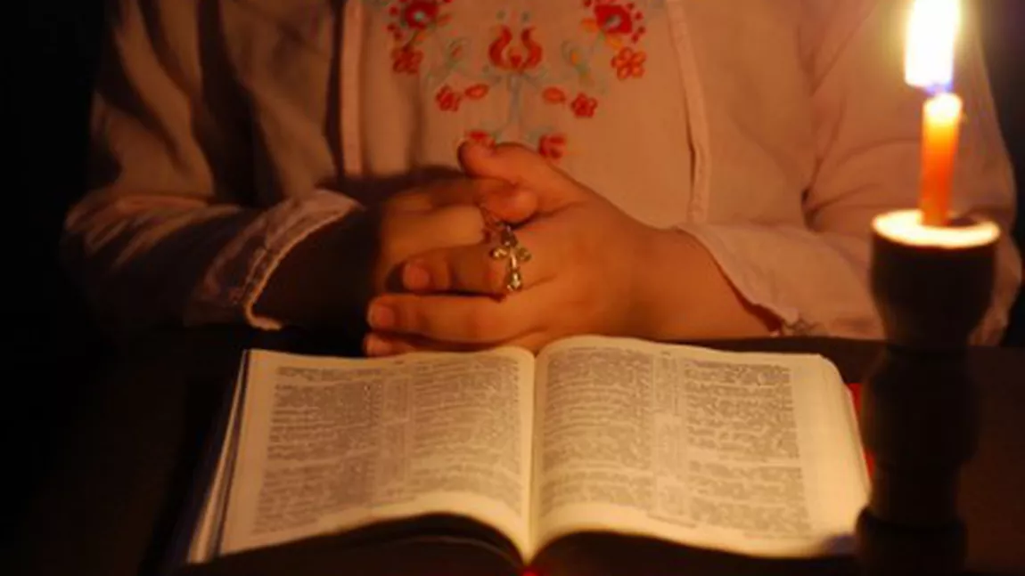„Împărate ceresc“, rugăciunea adresată Sfântului Duh: Este spusă la începutul oricărei rugăciuni - VIDEO