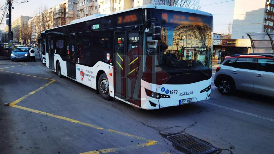 Autobuze și tramvaie noi pe străzile din Iași. Până la finalul anului 2021, ieșenii pot călători cu noile mijloace de transport public