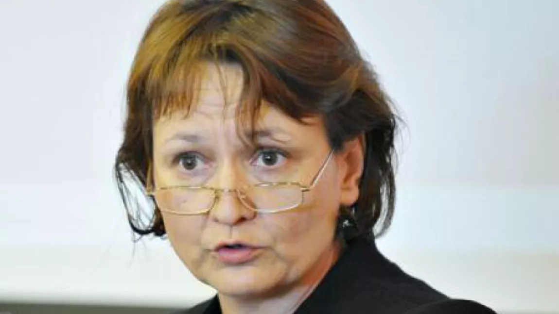 Fosta şefă a Consiliului Naţional al Audiovizualului, Laura Georgescu, luată de polițiști de acasă. Aceasta a fost condamnată la 4 ani şi 4 luni de închisoare
