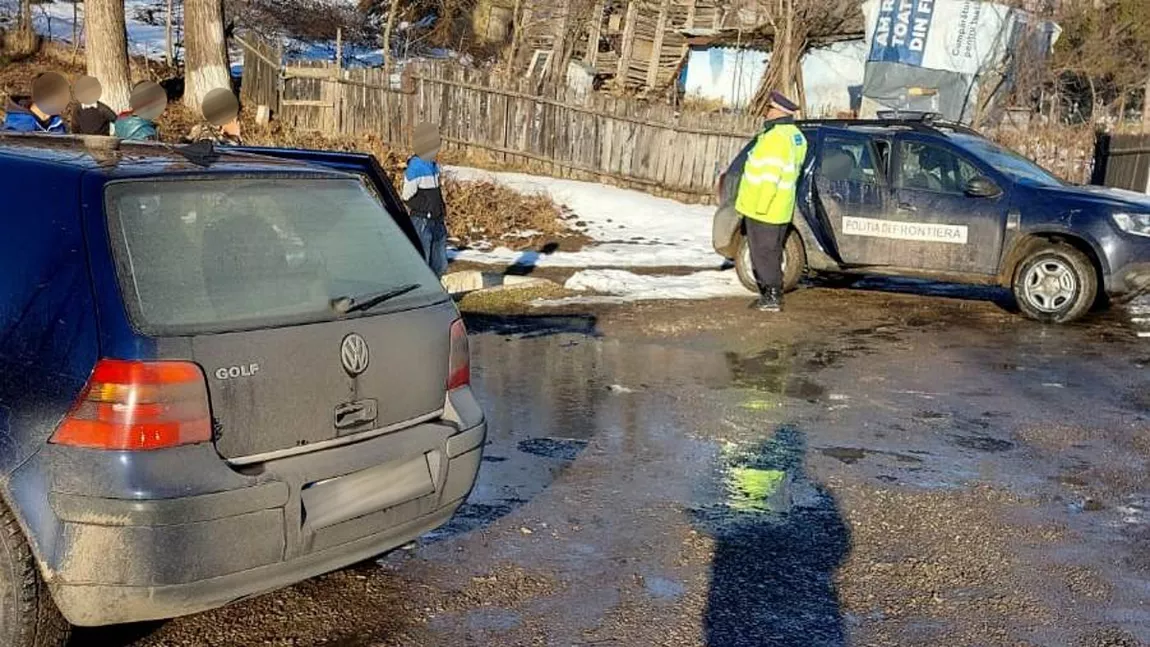 Un tânăr de 19 ani a pierdut permisul de conducere pe care nu l-a avut niciodată. Polițiștii de frontieră din județul Iași l-au depistat - FOTO