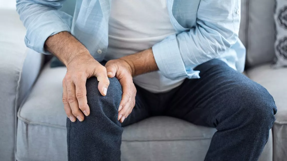 Mă doare genunchiul stâng când îl îndoi: Remedii la domiciliu pentru artroză  