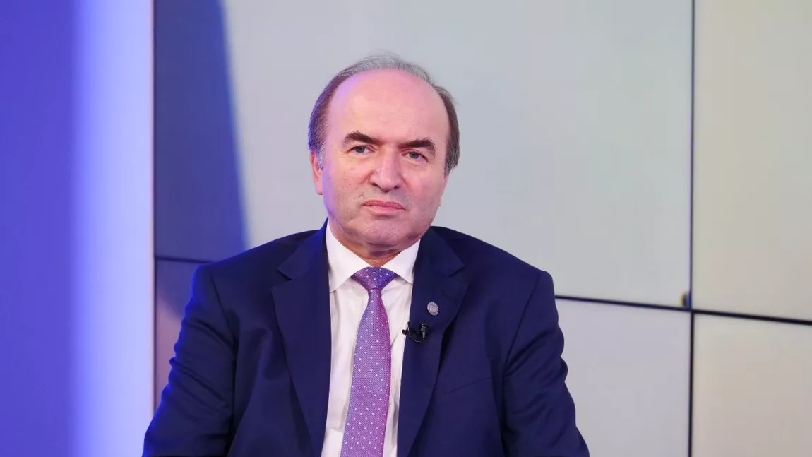 Profesori şi studenţi din Ucraina au solicitat înscrierea la UAIC Iaşi. Ce spune rectorul Tudorel Toader