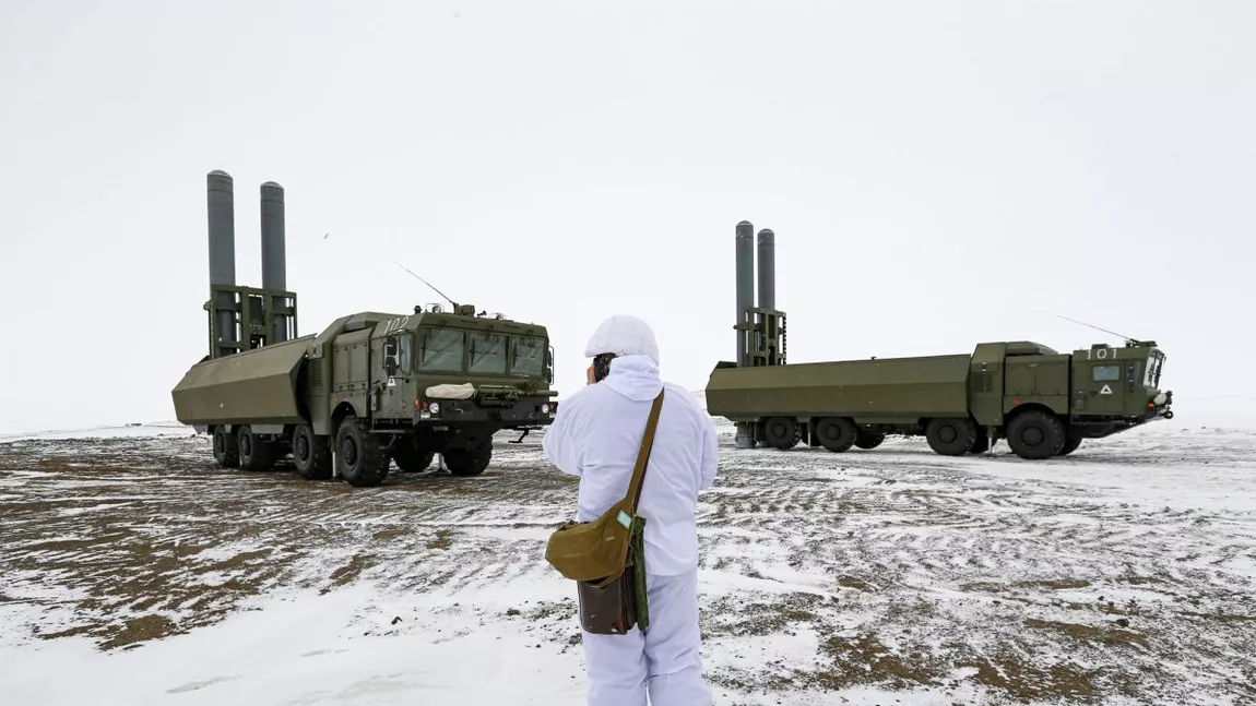 Rusia poate construi baze militare în Donețk și Lugansk după ce Vladimir Putin a recunoscut independența