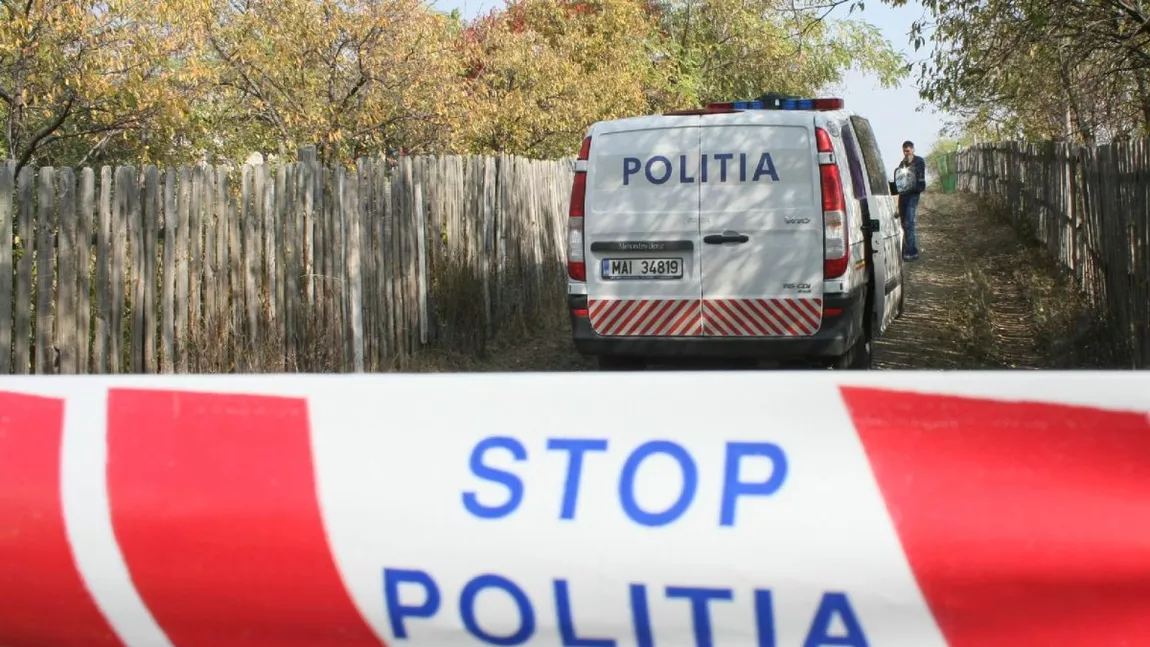 Crimă cu sânge rece în Botoșani unde un soț și-a înjunghiat soţia! A fugit în pădure
