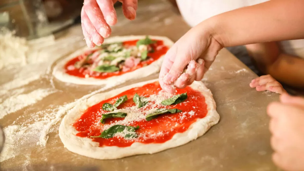 Secrete aluat pizza: Cum să obții un deliciu culinar exact ca în Italia